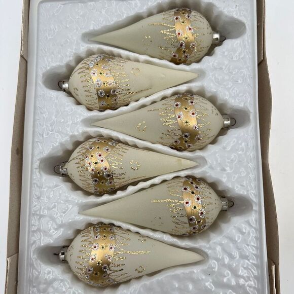 Christmas Classic Hand Decorated Glass Ornaments Created By European Craftsmen - Picture 2 of 4